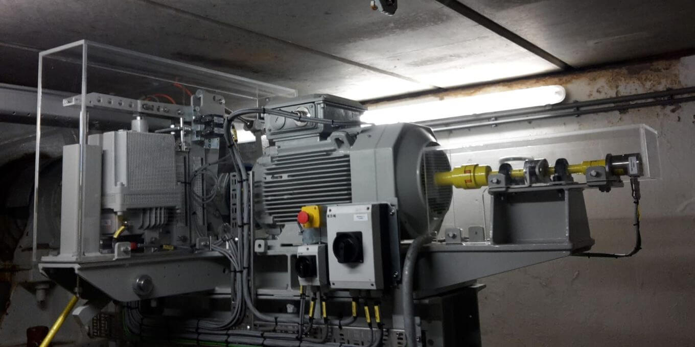 Maatwerk beschermkappen in Amsterdamse bruggen